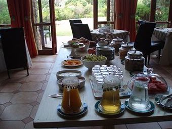 Hostal Tarragona Lodge