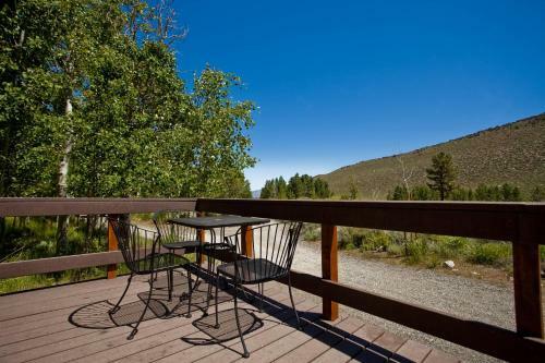 Hotel Convict Lake Resort