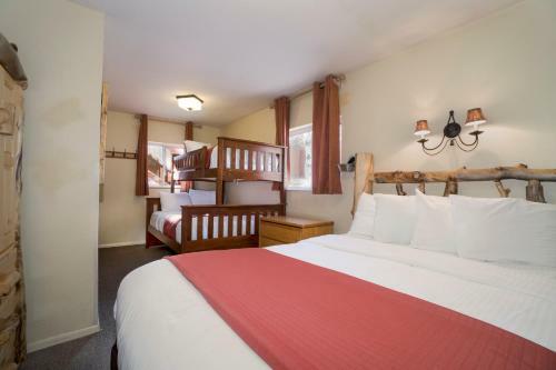 Hotel Convict Lake Resort