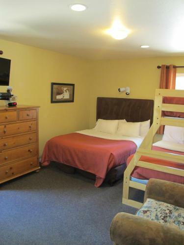 Hotel Convict Lake Resort