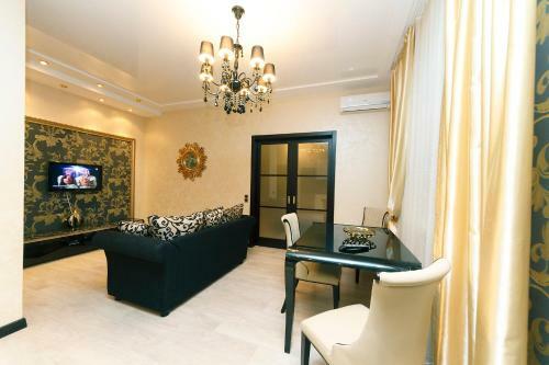 Luxrent Apartments On Lesi Ukrainki - Kiev