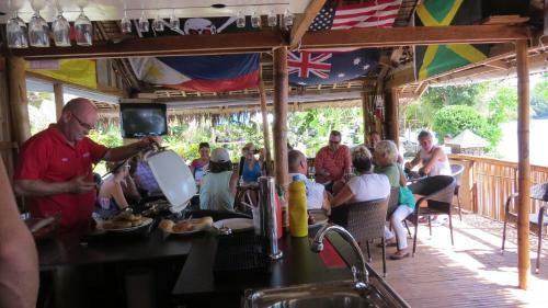 Viviendas Turisticas Binucot Beach Resort