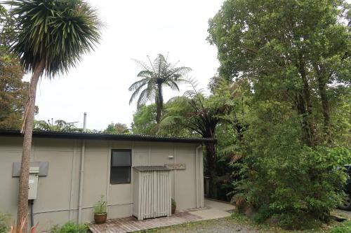 Lodge Te Nikau Retreat