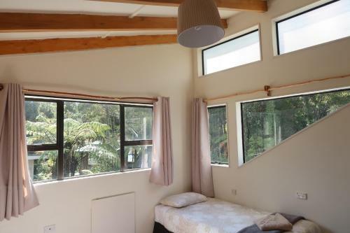 Lodge Te Nikau Retreat