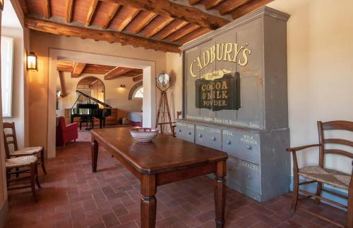 Hostal Villa La Flora