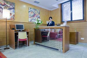 La Noyesa Hotel