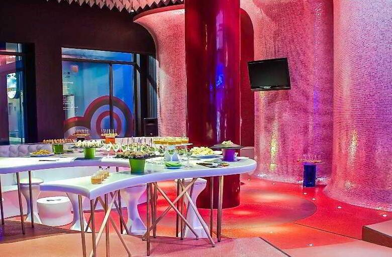 Hotel Barcel� M�laga