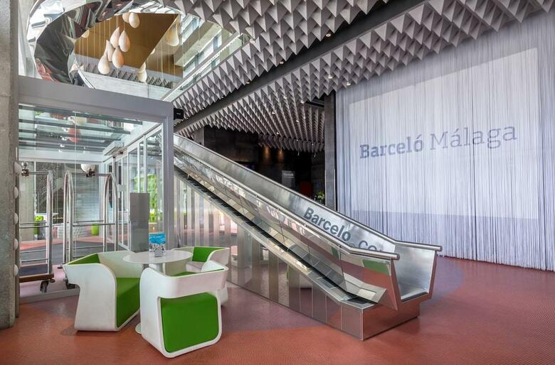 Hotel Barcel� M�laga
