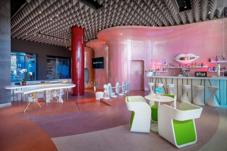 Hotel Barcel� M�laga