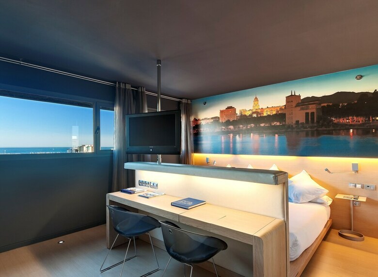 Hotel Barcel� M�laga