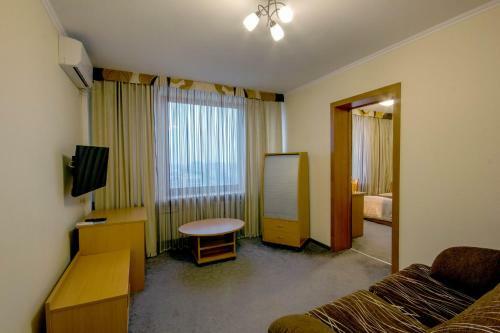 Tourist Hotel