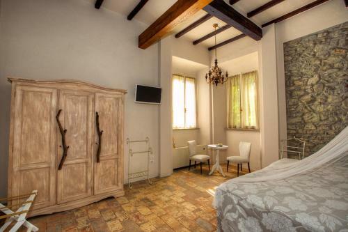 Hostal Corte San Ruffillo Country Resort
