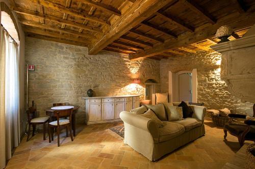 Hostal Corte San Ruffillo Country Resort