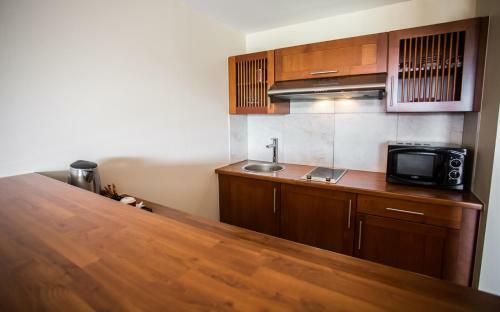 Ramada Hotel & Suites By Wyndham Noumea