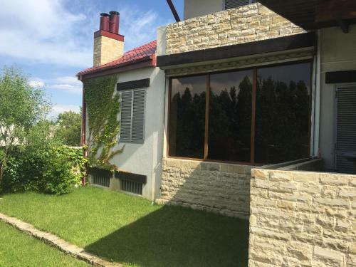 Tskneti Mountain Villa