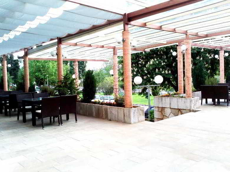 Hotel Leotar