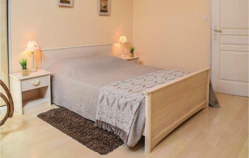Holiday Home Manche P-854