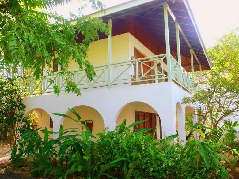 Hostal Catcha Falling Star Gardens