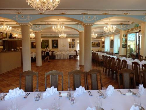Hostal Dw�r Bartnika