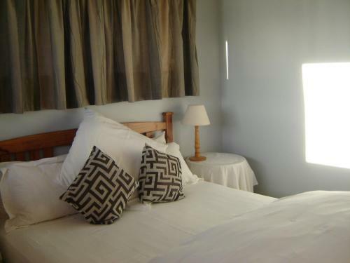 Hostal Cedar Lodge Guest House
