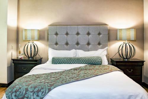 Hostal Browns Manor