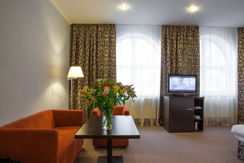 Bontiak Hotel