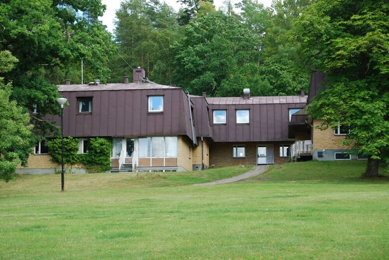 Hostal Hellidens Slott Och Vandrarhem