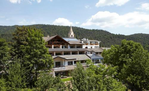 Hostal Hotel Zum L�wen - Al Leone