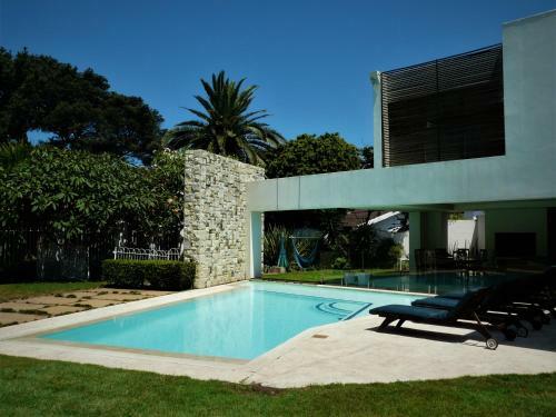 Hostal Laluxe