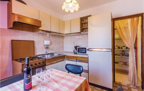 Apartment Svetvincenat 3