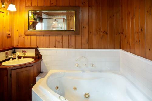 Hostal Pear Tree Cottage Bed And Breakfast