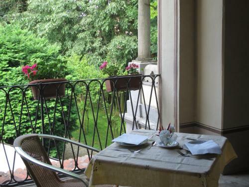 Hostal Villa Cantoni