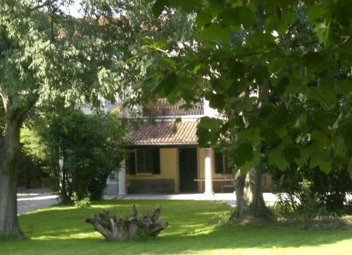 Hostal Villa Cantoni