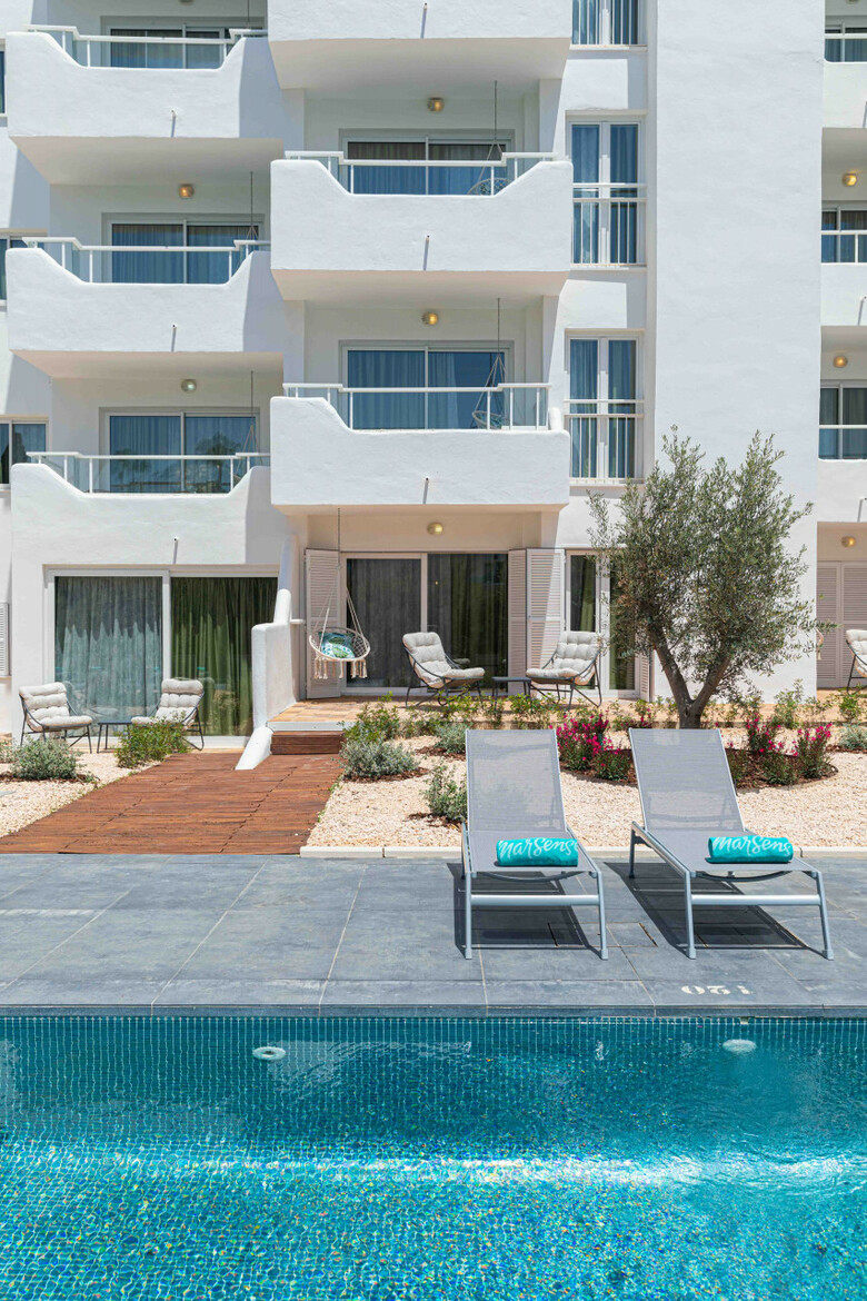 Apartamentos Marsenses Natura Olea Hotel