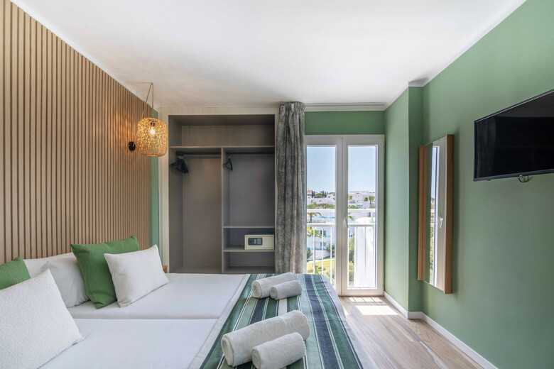 Apartamentos Marsenses Natura Olea Hotel