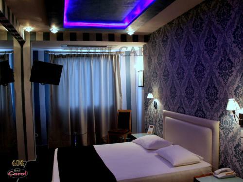 Carol Hotel