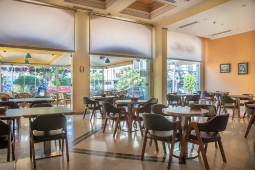 Madisson Hotel