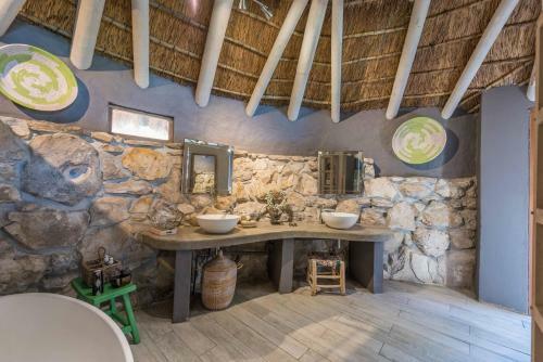 Lodge Mosaic Private Sanctuary
