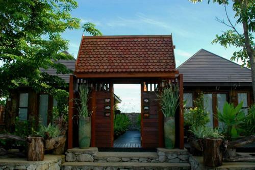 Hotel Prachuap Garden View Resort