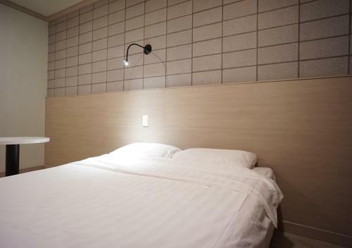 Apple Hotel