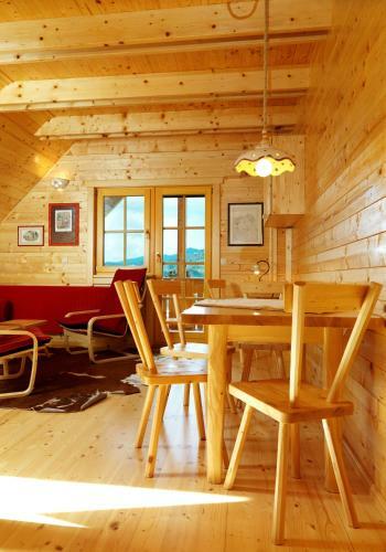 Apartamentos Farm Stay Pirc