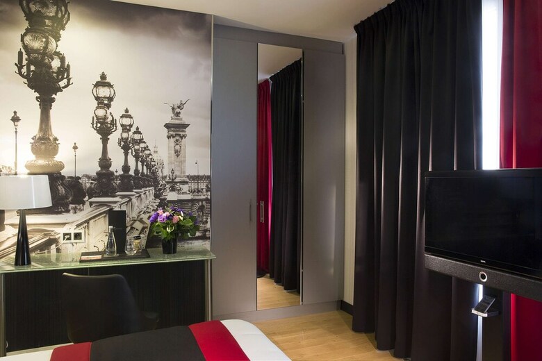 Hotel L'empire Paris