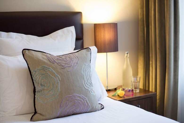 Hotel Dolphin House Serviced Apartments