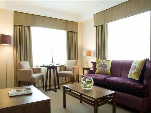 Hotel Dolphin House Serviced Apartments