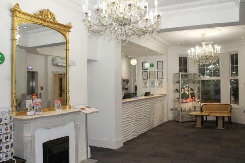 Clapham South Dudley Hotel