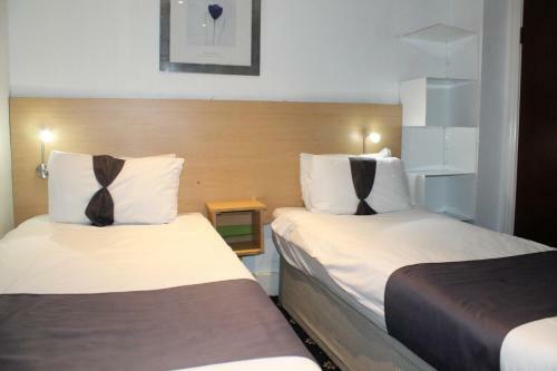 Clapham South Dudley Hotel