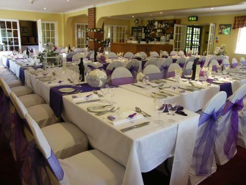 Tumbling Weir Hotel