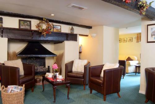 Tumbling Weir Hotel