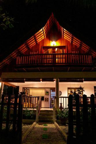 Hostal Santander Beach House