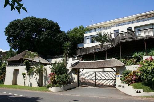 Lembali Lodge Bed & Breakfast